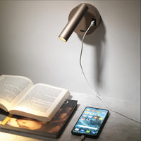 Vivida International Betu - applique LED compatta con USB e interruttore