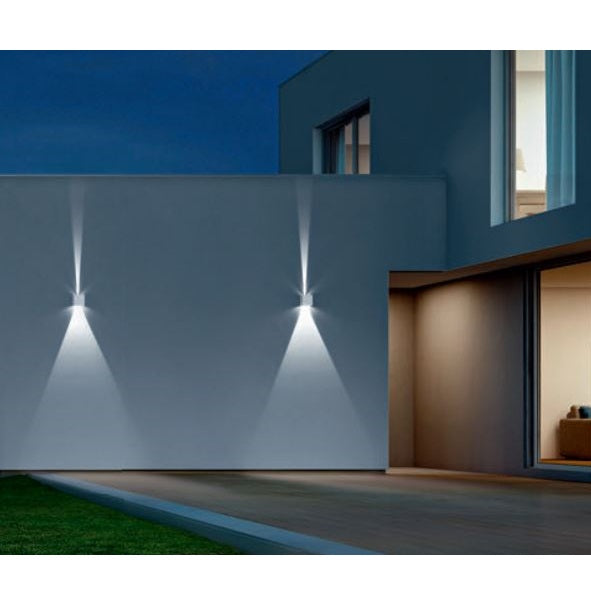 Hotshot isyluce nero mm100x100x100 led 16w 4000k fasci regolabili ip54 Isyluce Lampade da esterno