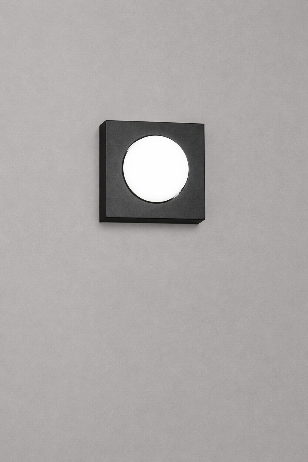 Perenz Bottone – plafoniera in metallo bianco, nero o alluminio (3 misure) Perenz Lampade da soffitto