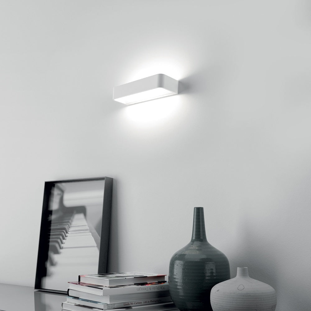 Frame w2 3.000k 3200 lumen 29w cri90 bianco opaco  phase Rotaliana Lampade da parete