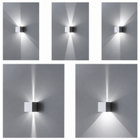 Isyluce Hotshot Applique LED cubo IP54 fasci regolabili