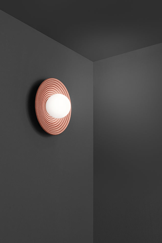 Perenz Huevo – applique in metallo e cemento Ø 28,5 × P 15,2 cm (bianco / terracotta / grigio) Perenz Lampade da parete
