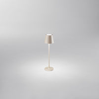 MINI DIVA Lampada da tavolo ricaricabile a batterie in alluminio pressofuso verniciato a polvere per uso interno/esterno Perenz Lampade da tavolo