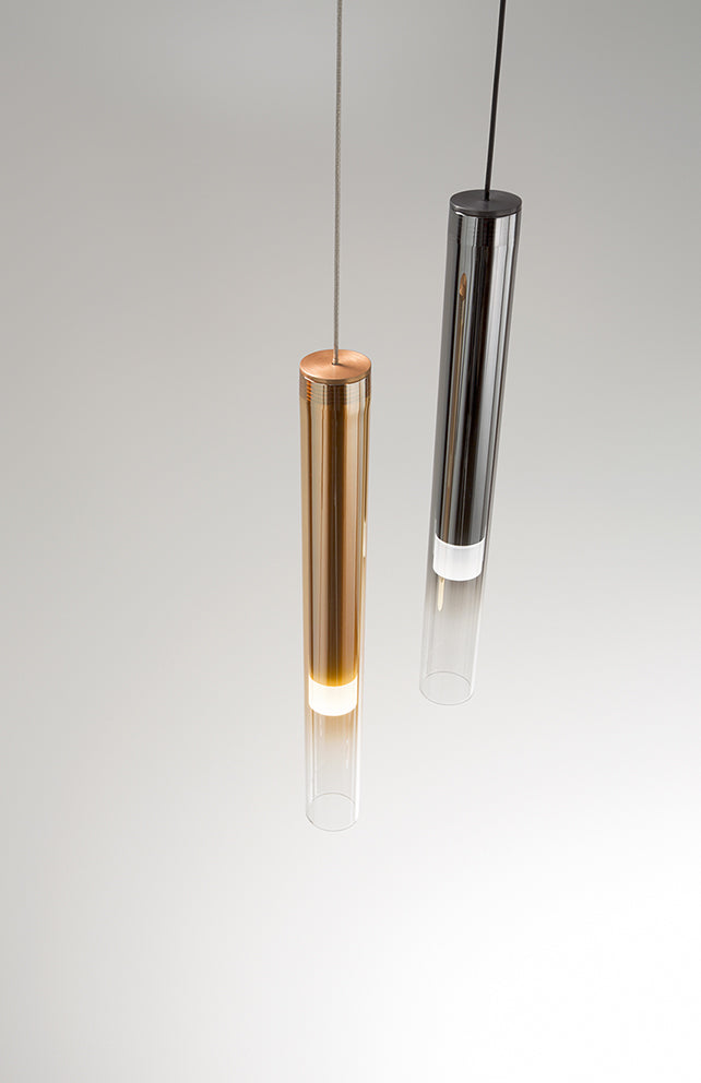 Perenz Poule – sospensione in vetro ambra o fumé 8 W 640 lm Perenz Lampade a sospensione